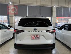 تويوتا سيينا